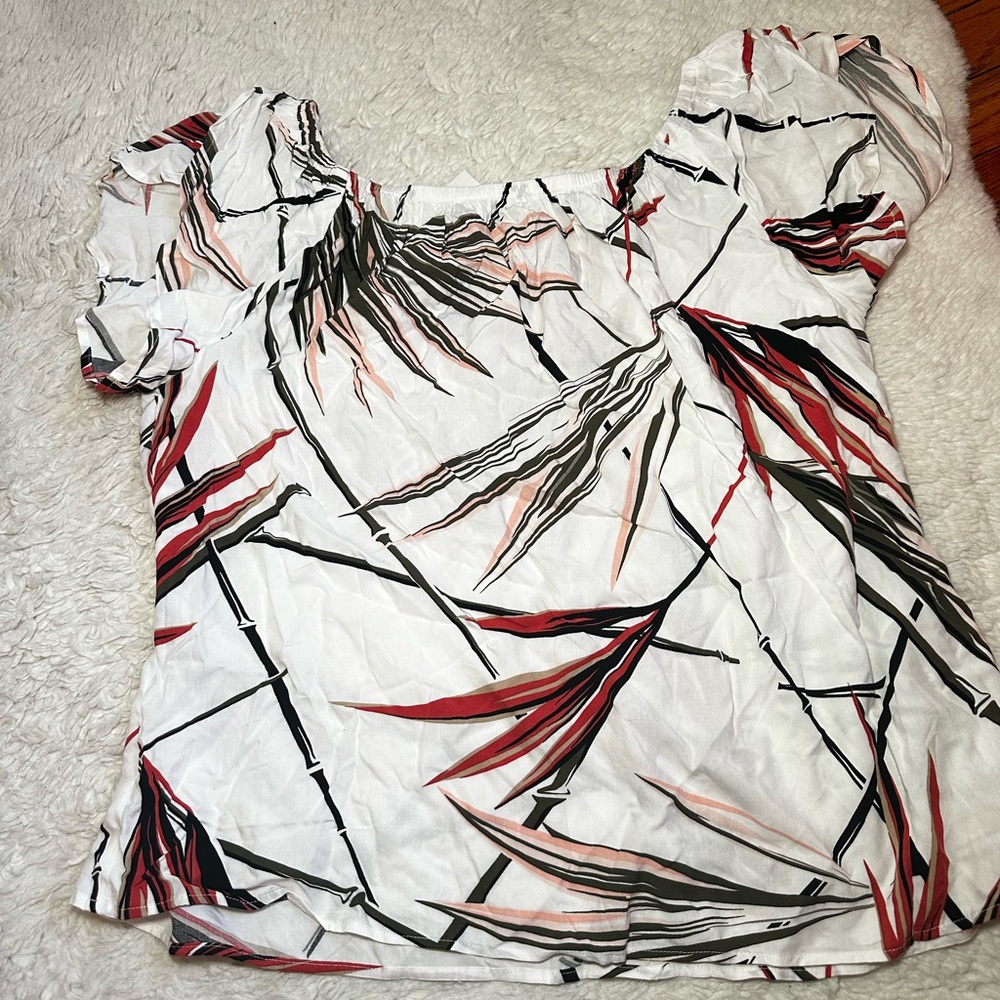 WHBM Top; size L; NWT